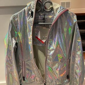 Hunter windbreaker/ rain coat